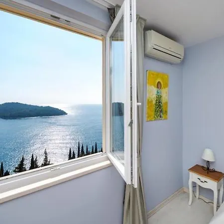 Stella Maris- One Bedroom With Balcony And Sea View Apartment