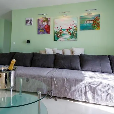 Stella Maris- One Bedroom With Balcony And Sea View دوبروفينك